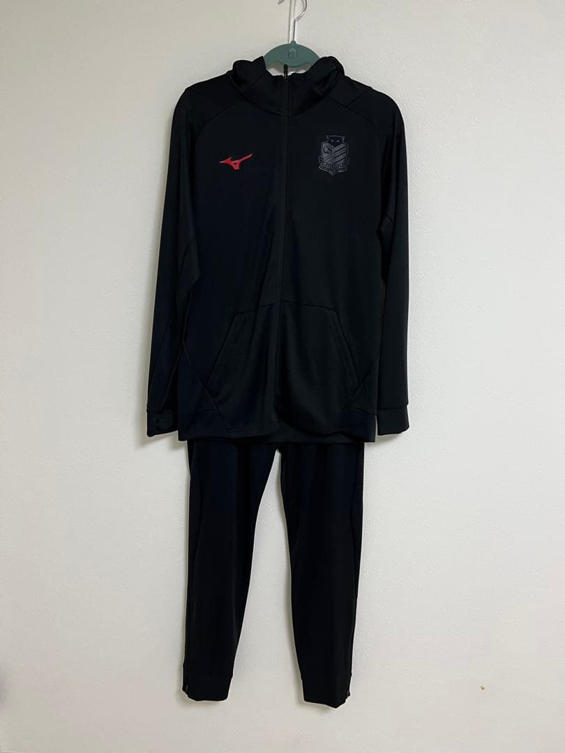 【新品未使用タグ付】北海道コンサドーレ札幌 選手 支給 移動着 上下セット